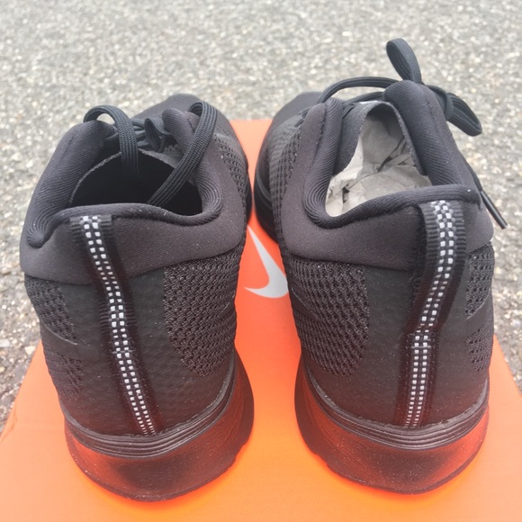 Nike Strike Running Shoes - Black MSRP $80 - Picture 3 of 6